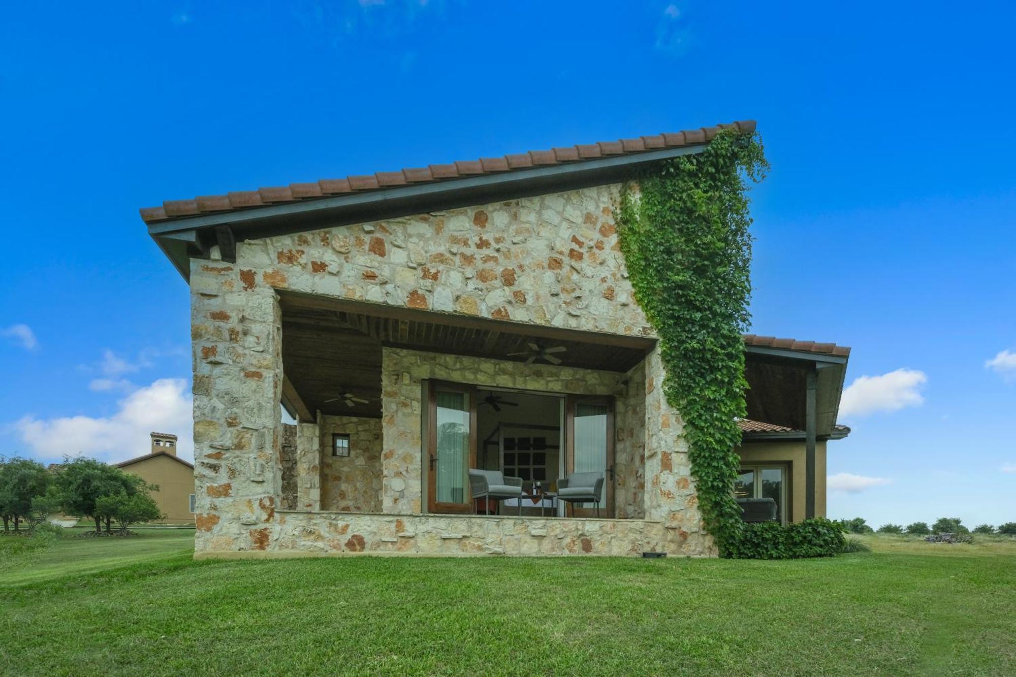 The Vineyard At Florence Kültér fotó